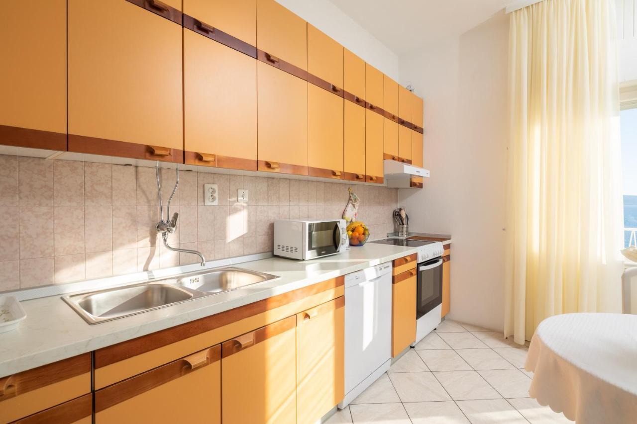 Deja Blue Apartment イェセニツェ エクステリア 写真