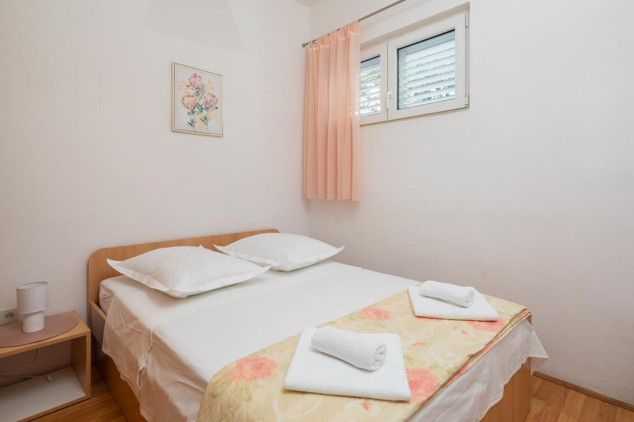 Deja Blue Apartment イェセニツェ エクステリア 写真